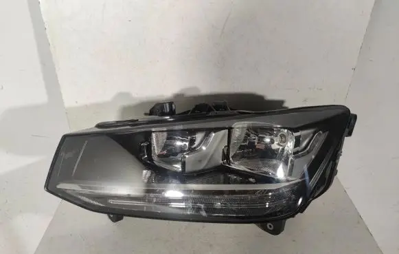 Audi Q2 - Headlight/headlamp 81A941003 A046439 90083628