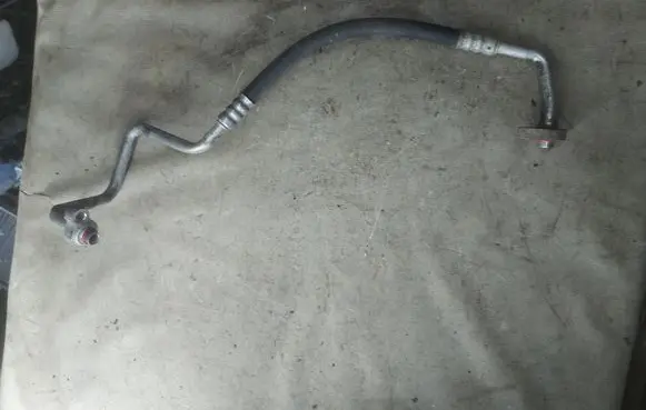 Ford Kuga I Air conditioning (A/C) pipe/hose
