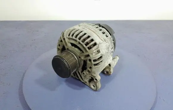 Seat Leon (1P) Generator/alternator 06F903023F