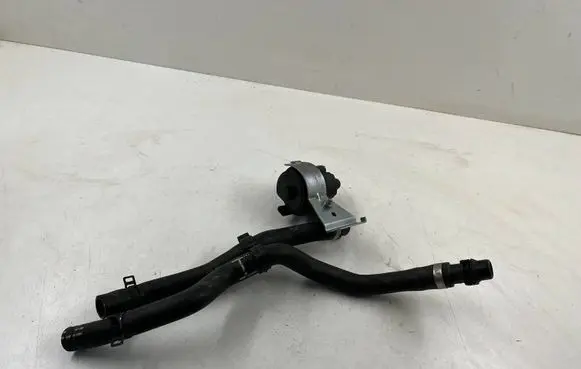 BMW 5 F10 F11 Electric auxiliary coolant/water pump 9147359 A0005001486