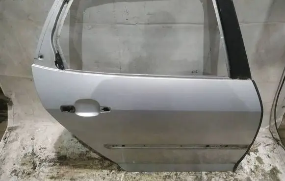 Peugeot 407 Rear door PILKOS