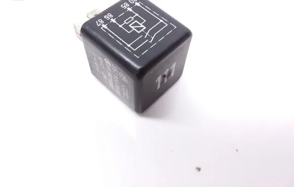 Seat Toledo I (1L) Other relay 357906381A 899577000