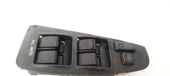 Toyota Avensis T250 Electric window control switch