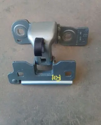 Peugeot 508 Loading door upper hinge 9687860380