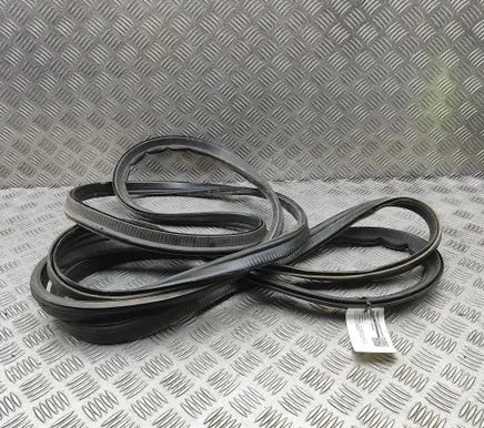 Volkswagen Crafter Trunk rubber seal (body) 7C0829193Q