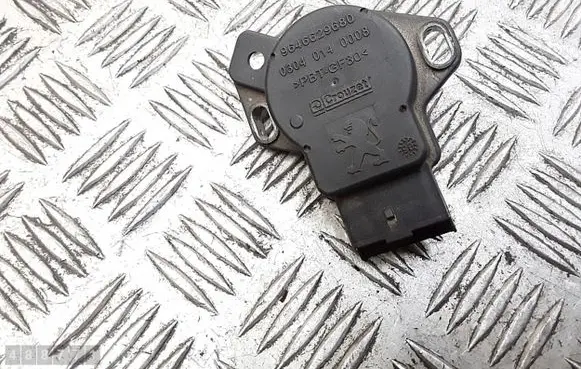 Peugeot 607 Air suspension front height level sensor 9646629680 03040140008