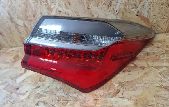 Toyota Corolla E160 E170 Rear/tail lights 81550-02A80
