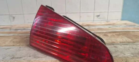 Peugeot 607 Rear/tail lights 2543G