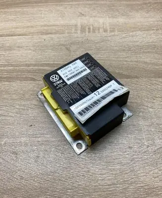 Volkswagen PASSAT B6 Airbag control unit/module 3C0909605J 391130