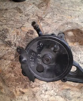 Volvo S40, V40 Power steering pump 9125202 26041458VE