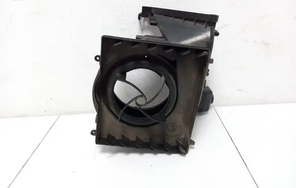 Toyota Yaris Interior heater climate box assembly housing 870100D261