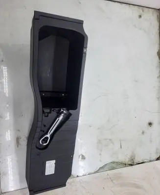 BMW X5 F15 Tool box 7284306