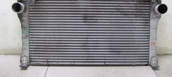 Toyota Avensis T270 Intercooler radiator