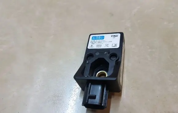 Honda CR-V Airbag deployment crash/impact sensor 77970S9AC812M1