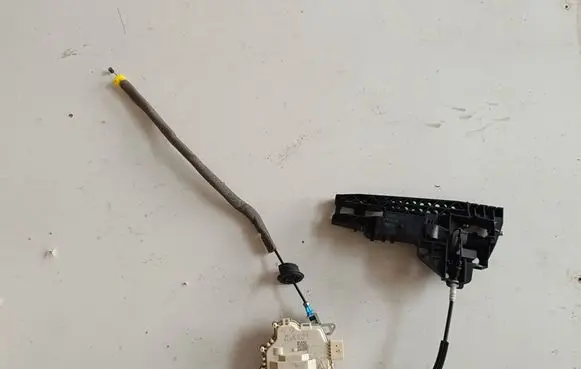 Audi Q5 SQ5 Front door lock 8J1837016D