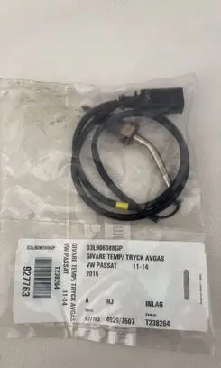 Volkswagen PASSAT B7 Exhaust gas temperature sensor 03L906088GP 927763