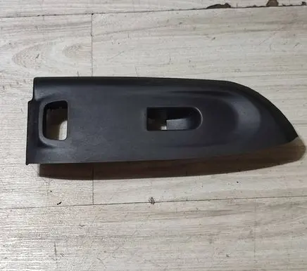 Fiat 500X Front door window switch trim 07356331460