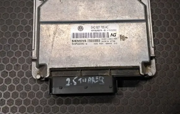 Volkswagen Touareg I Gearbox control unit/module 0AD927755AC