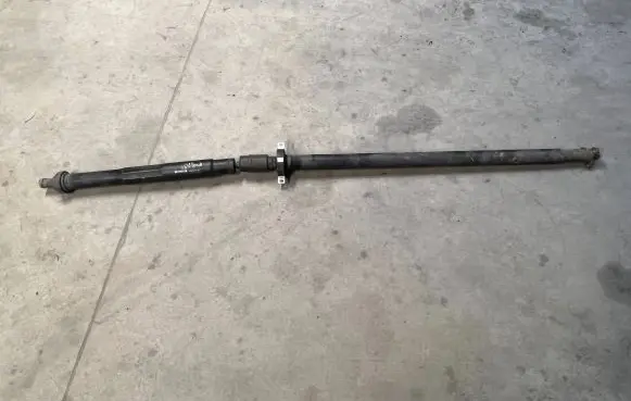 BMW X1 F48 F49 Rear driveshaft/prop shaft 8605878
