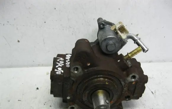 Ford Focus Fuel injection high pressure pump 9676289780
