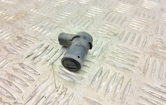 BMW 7 E65 E66 Rear parking sensor holder (PDC) 6913943