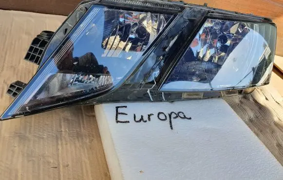 Skoda Octavia Mk3 (5E) Headlight/headlamp 5E1941015C