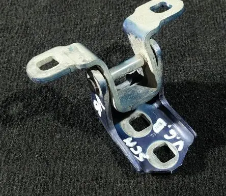 Renault Scenic II - Grand scenic II Rear door upper hinge