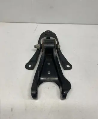 Ford Mustang V Engine mount bracket 6R335K671AA