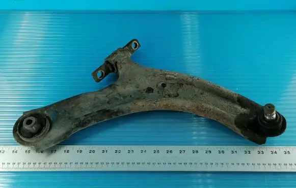 Nissan Qashqai Front lower control arm/wishbone 54500JD000 54500JG000