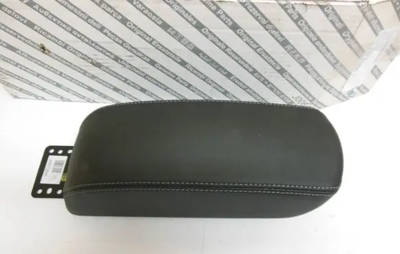 Fiat 500L Armrest 52025921