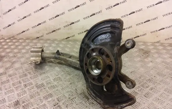 Mercedes-Benz A W176 Front wheel hub