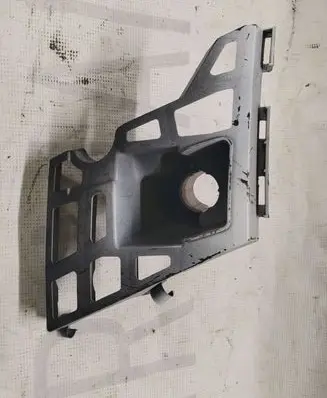 Skoda Yeti (5L) Front bumper mounting bracket 5L0807056