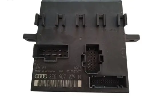 Audi A4 S4 B7 8E 8H Comfort/convenience module 8E0907279
