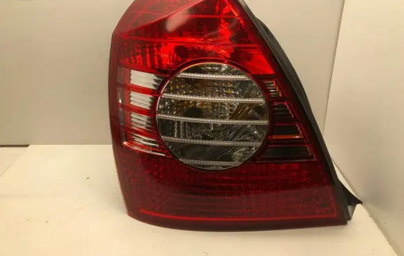 Hyundai Elantra Rear/tail lights
