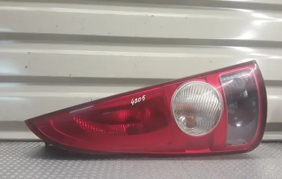Renault Espace IV Rear/tail lights 8200027153