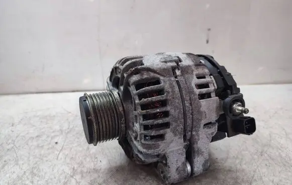Toyota Land Cruiser (J120) Generator/alternator 