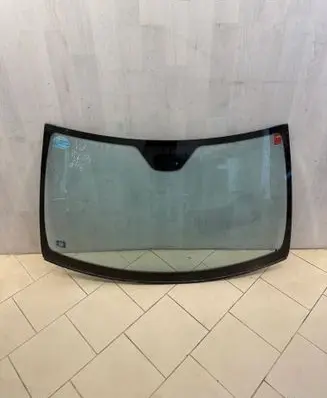 Mercedes-Benz C W203 Front windscreen/windshield window 43R00029