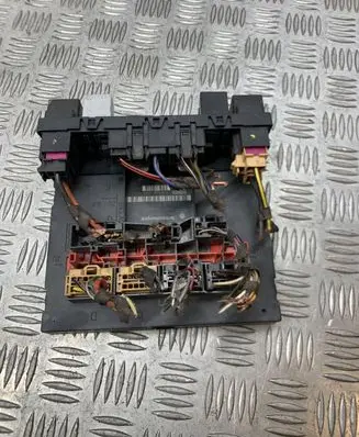 Volkswagen PASSAT B6 Comfort/convenience module 3C8937049