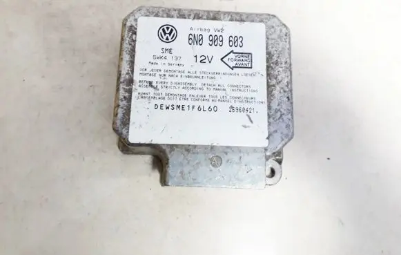Volkswagen Golf III Airbag control unit/module 6n0909603 5wk4137