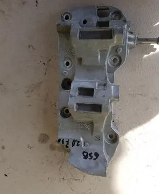 BMW 1 F20 F21 Generator/alternator bracket 174786