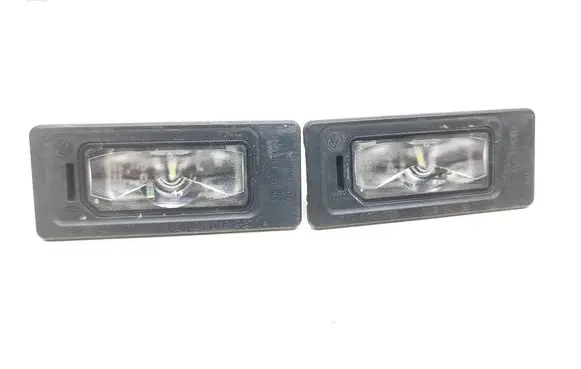 Volkswagen Tiguan Allspace Number plate light 5NA943021