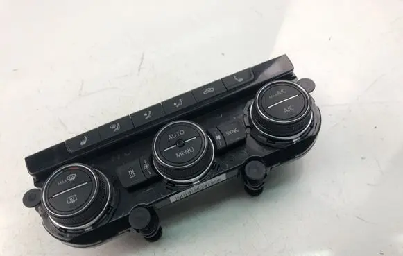 Volkswagen PASSAT B8 Climate control unit 5G0907044BQ