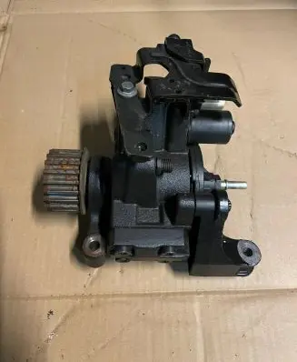 Mercedes-Benz Citan W415 Fuel injection high pressure pump