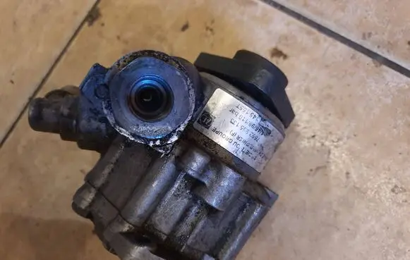 Audi A6 S6 C5 4B Power steering pump 7692955133 4B0145155T