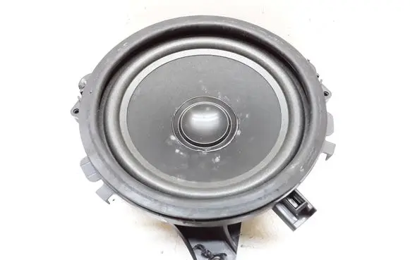 Volvo XC90 Front door speaker 8633109