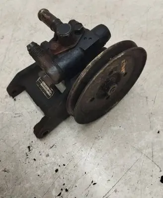 Nissan Primera Power steering pump 4911001E01 542440