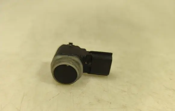 Renault Trafic III (X82) Parking PDC sensor 284429097R 303957 2405191541