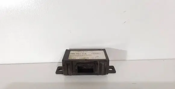 Audi A6 S6 C5 4B Alarm control unit/module 4B0951173