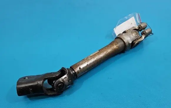 Renault Clio III Steering wheel axle 8200751242 IMPRK1583750