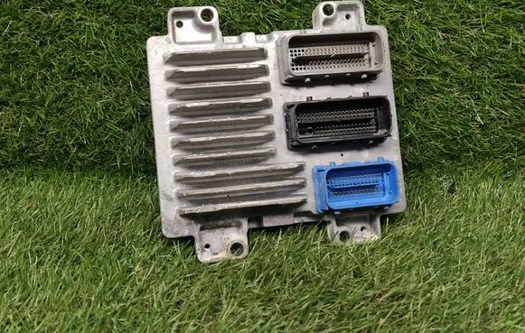 Buick Encore I Engine control unit/module ECU 12679097 12668986